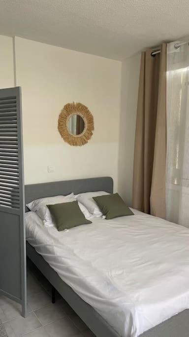 Joli Studio Dans Le Village Saintes-Maries-de-la-Mer Exteriör bild